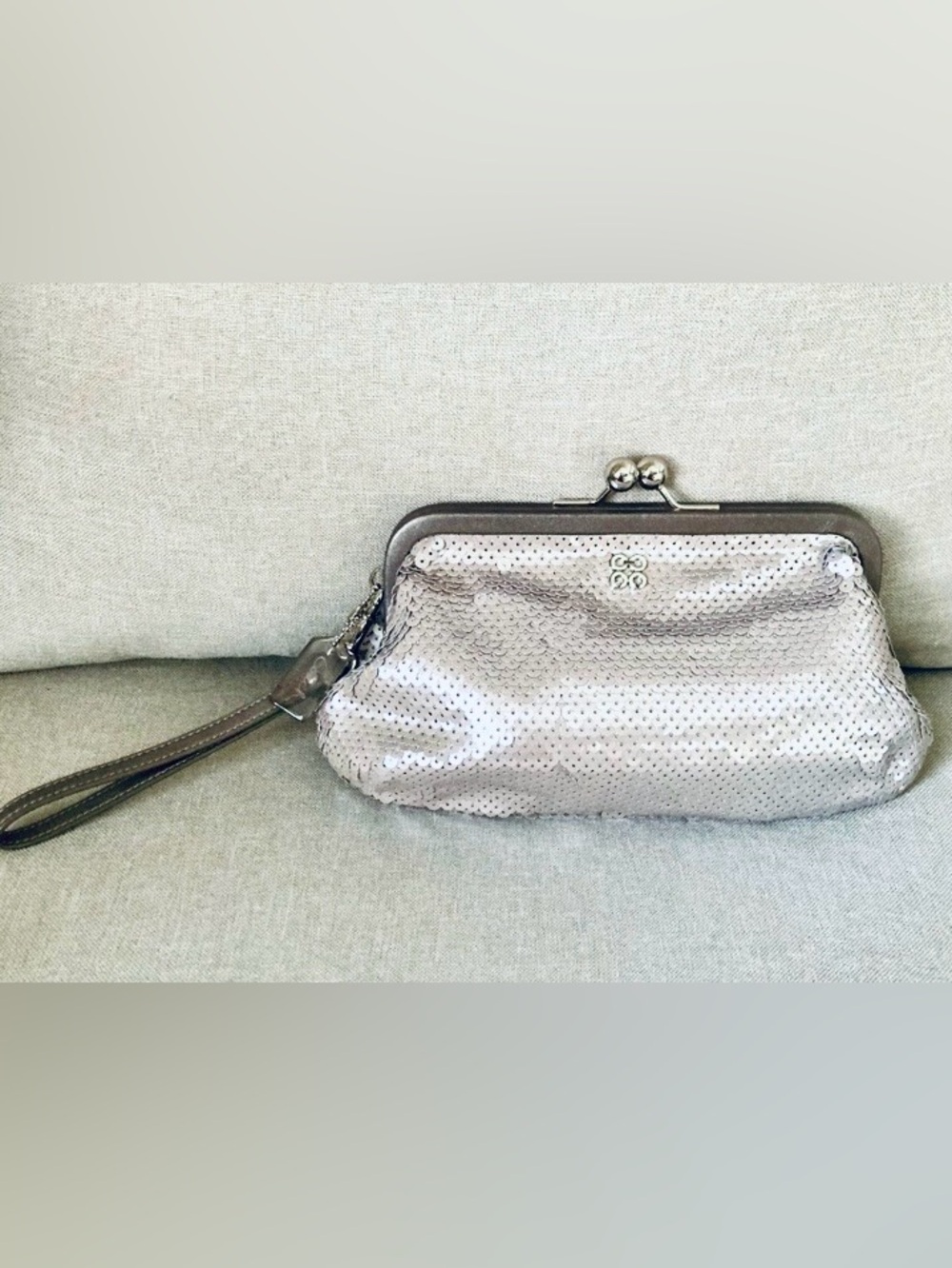 Coach Audrey Sequin Wristlet Clutch Kiss Lock Champagne Rare Limited Ed.